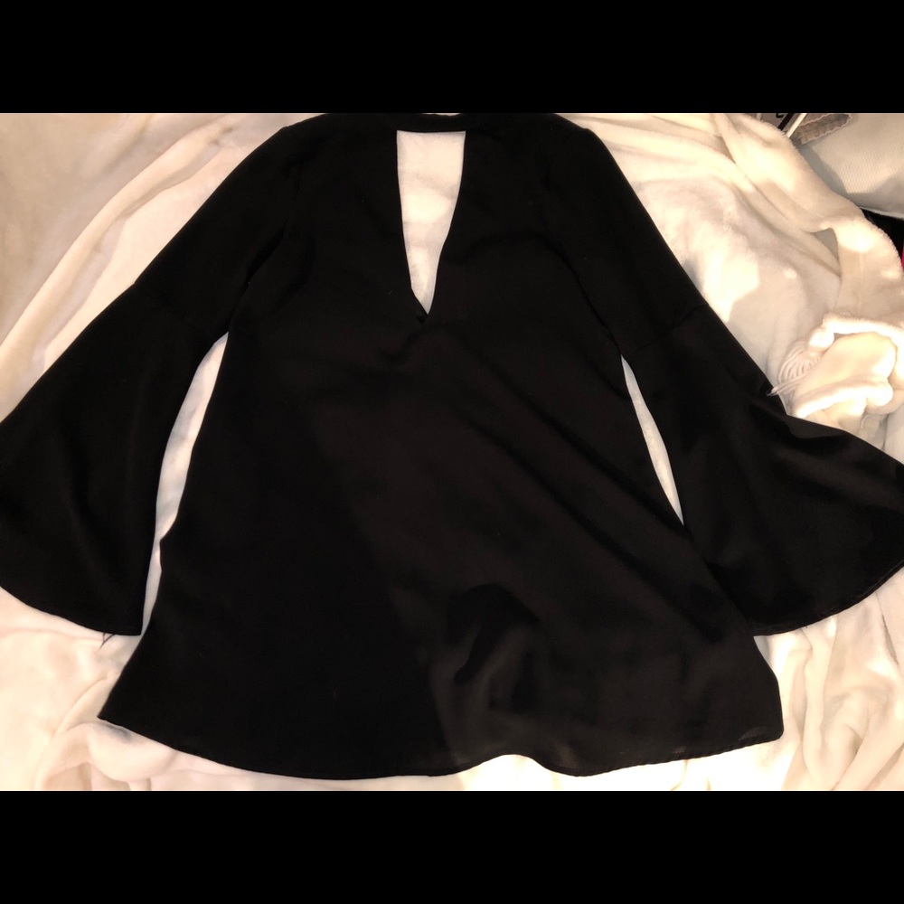 long sleeve v neck dress